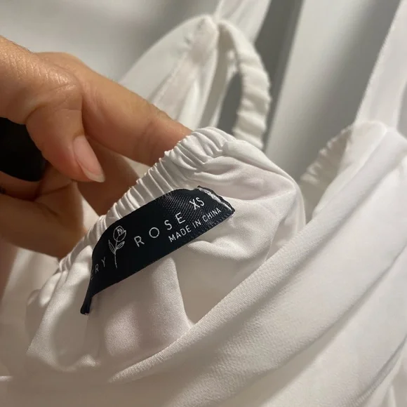 Emery Rose Ruffle hem dress - Picture 4 of 4